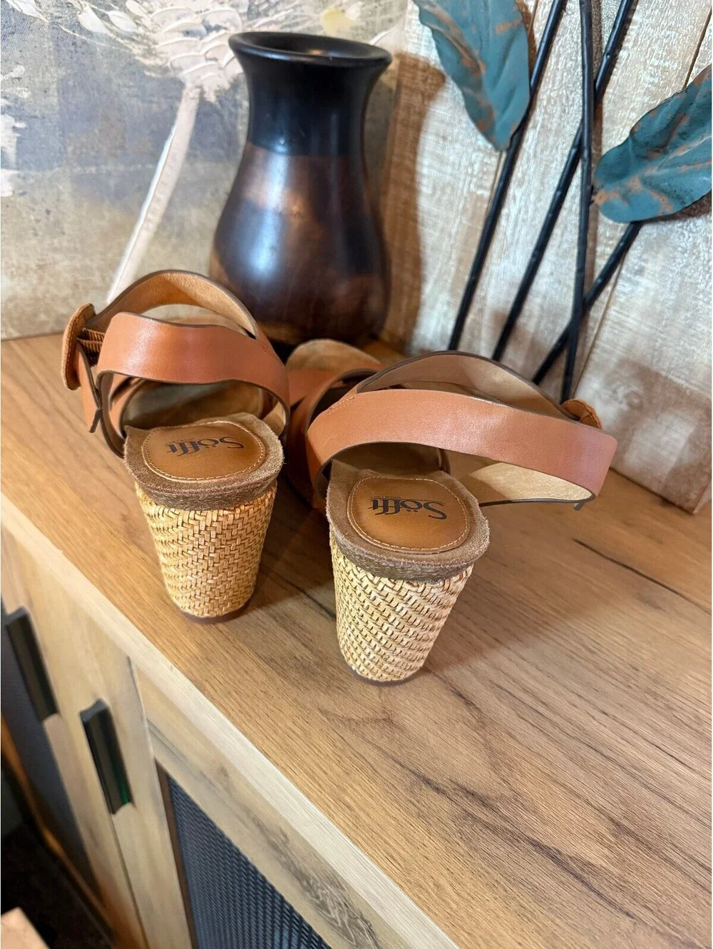 Söfft Women's Cognac Leather Wedge Sandals Size 11M Tan